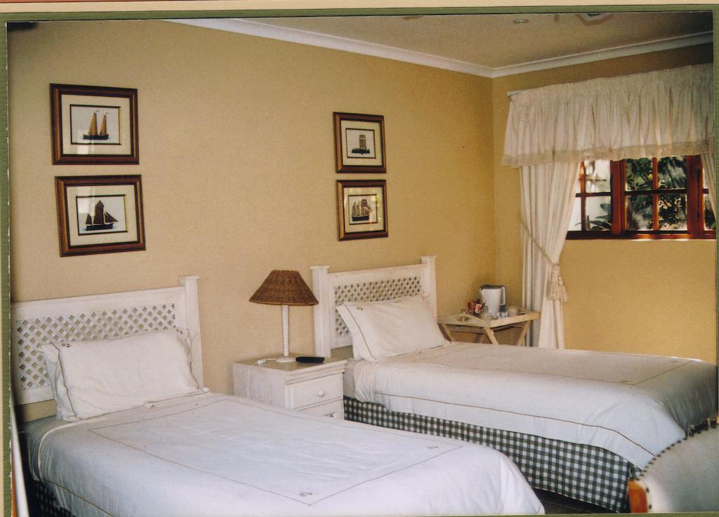 Joan'S Bed And Breakfast ダーバン 部屋 写真